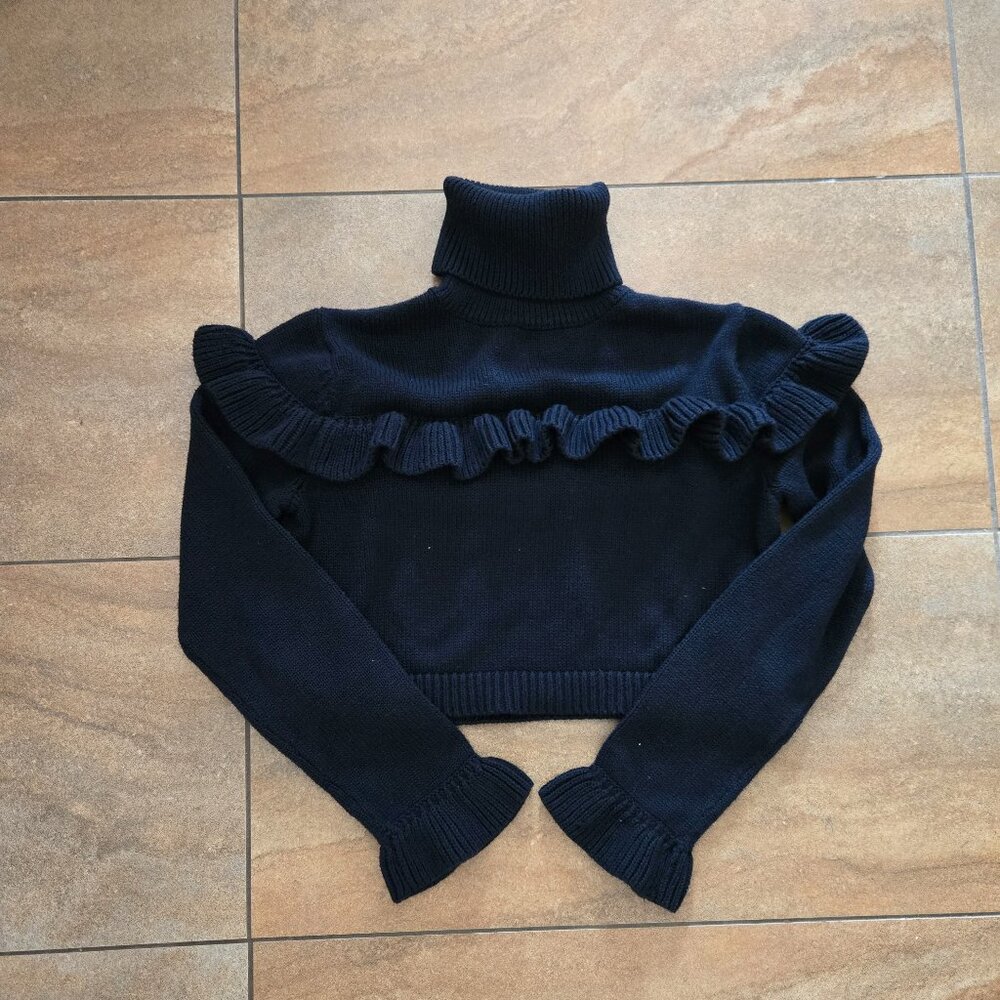 Turtle neck cropped top